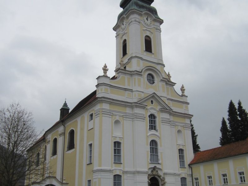Stiftskirche außen