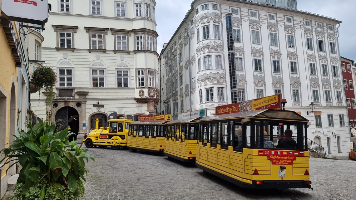 City tours with the Linz City Express