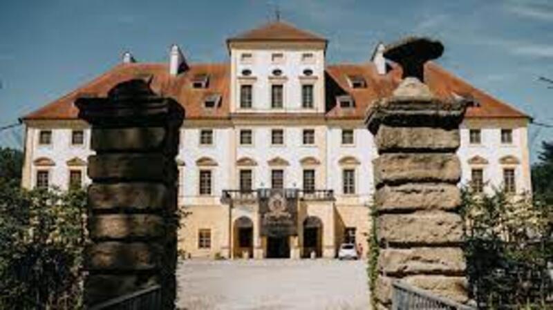 Führung Schloss Aurolzmünster - Innviertler Versailles